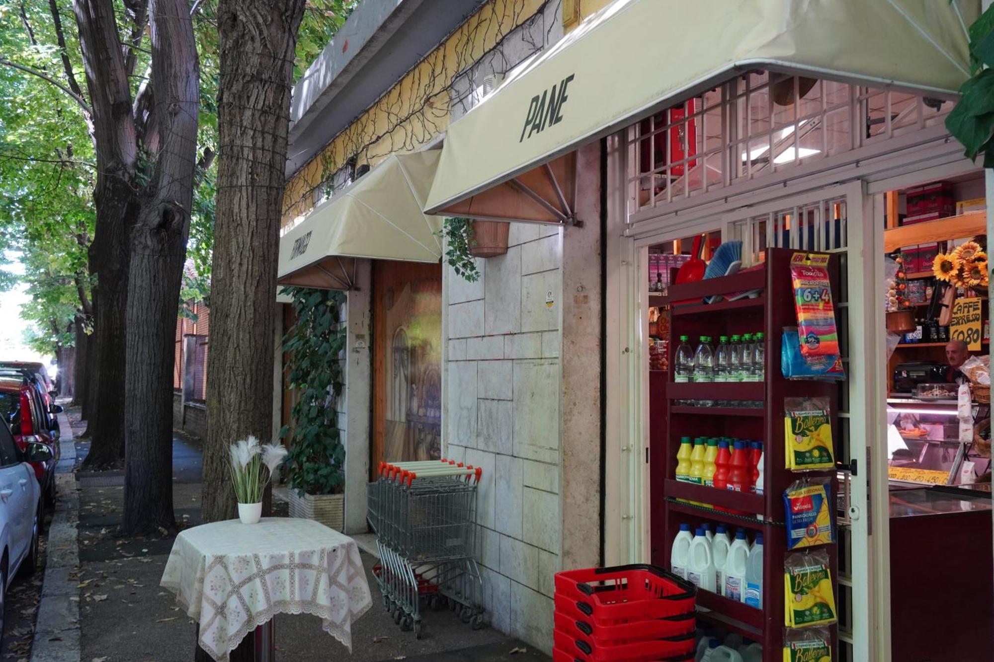 Casacoco Con Posto Auto E 2 Bagni Villa - Rome — Photos 1